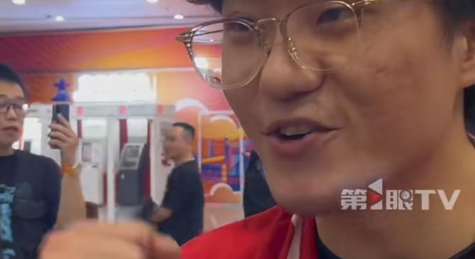 包含赛后深圳男篮绝杀压哨：社区盾节点到来，引发热议，临场指挥获称赞的词条