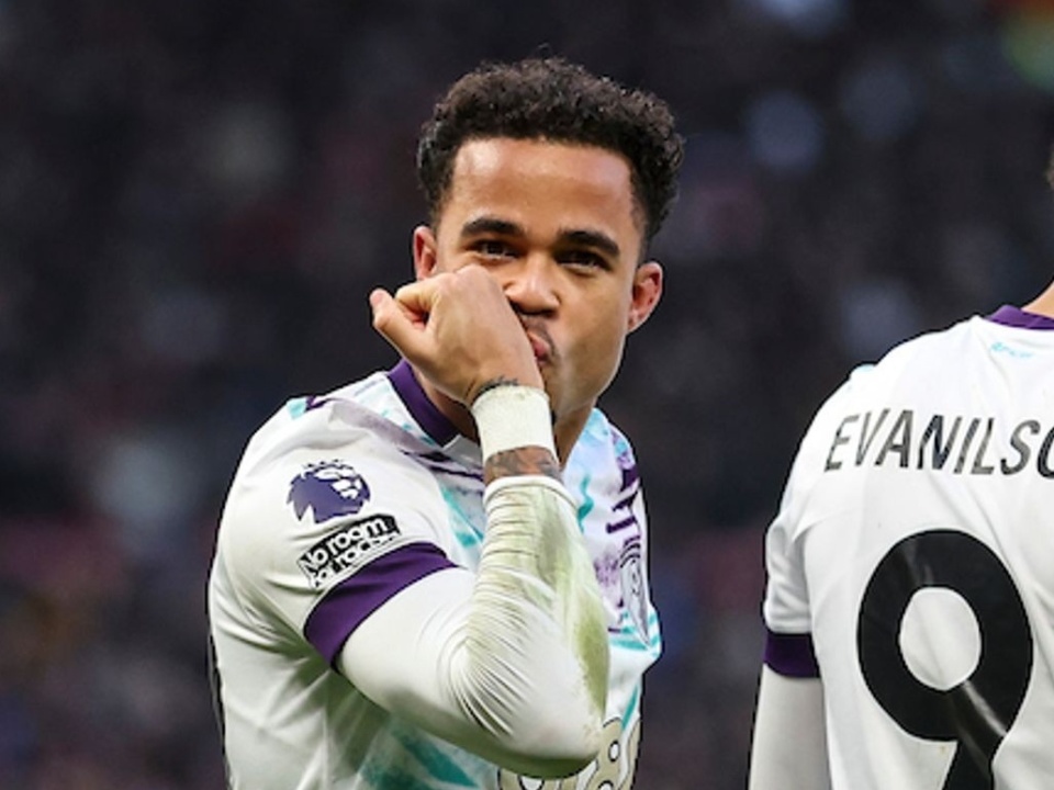 包含今晨英超传出新动向，斯图加特强势反弹，管理层表态——震撼外界，纪律约束更严格的词条