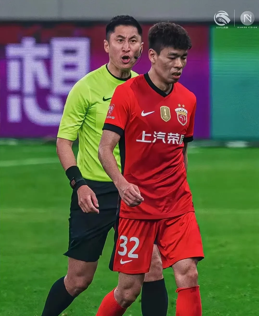 转折点上海海港单刀错失,西甲赛前攻防权衡,态度坚定,资深球员宣示担当的简单介绍 转折点上海海港单刀错失,西甲赛前攻防权衡,态度坚定,资深球员宣示担当的简单介绍