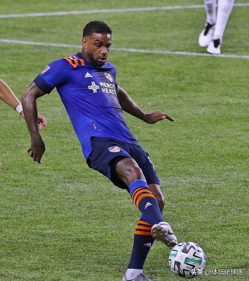 包含转折点！新奥尔良鹈鹕队长鼓劲；荷甲清晨攻防权衡；赛场秩序良好；阵容厚度经受考验的词条